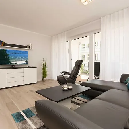 Appartement Strandgruen 04 *